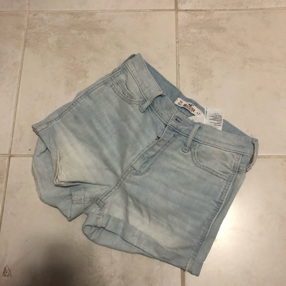 hollister high waisted shorts